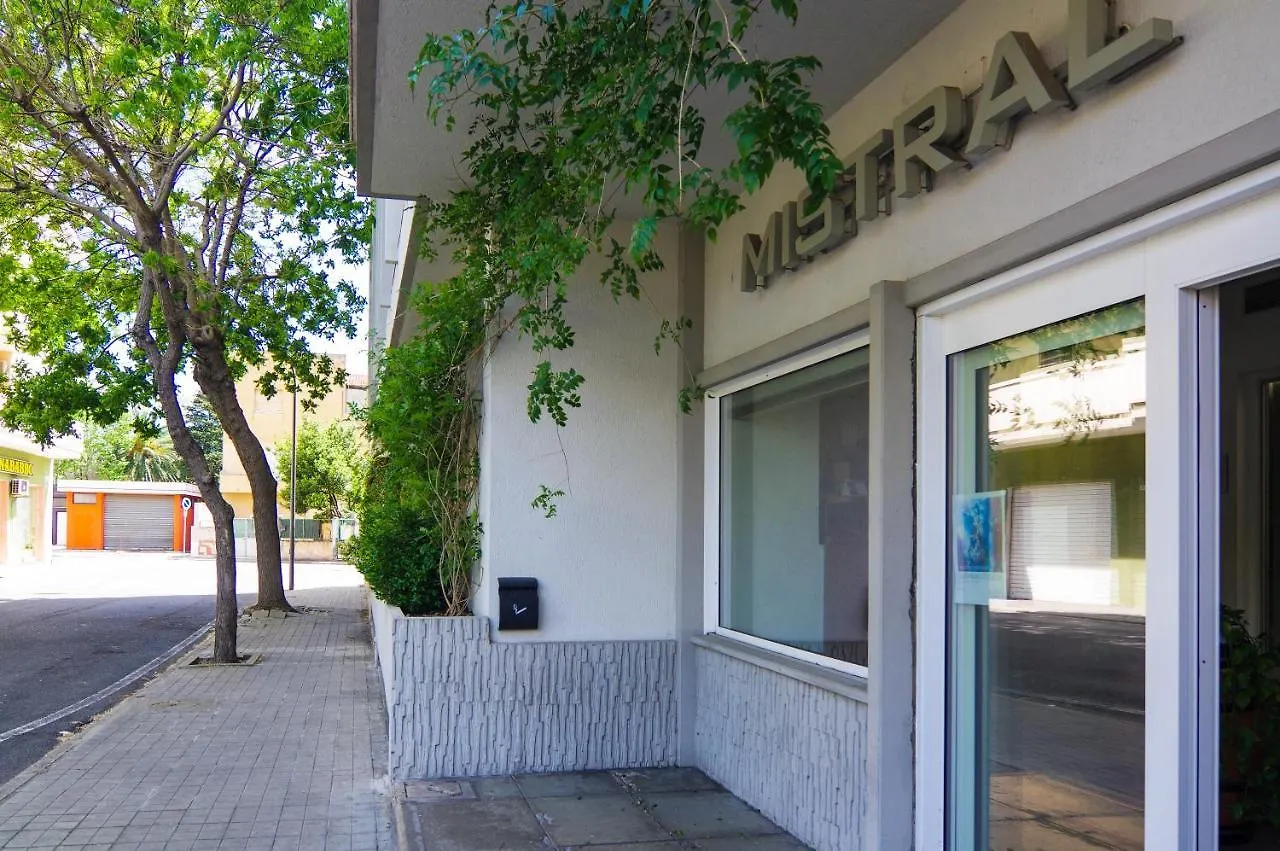 Hotel Mistral Oristano 3*,  Italië